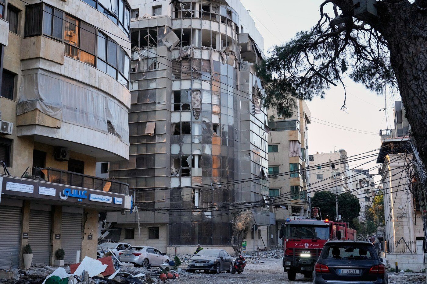 Conflictul din Orientul Mijlociu escaladează: explozii în Beirut și Kuweit, după ordinul de evacuare a 50 de sate libaneze Războiul din Orientul Mijlociu intră într-o nouă fază de escaladare