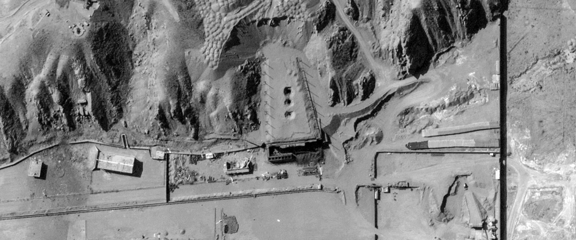 Israel: Atac asupra unui sit iranian de arme nucleare