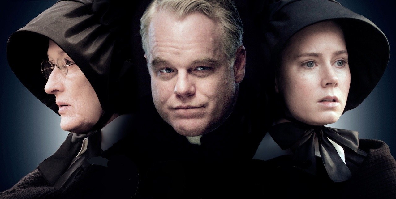 Drama „Doubt” (Îndoiala), cu Meryl Streep și Philip Seymour Hoffman în rolurile principale, explorează teme puternice despre suspiciune, credință și moralitate, disponibilă acum pe Netflix