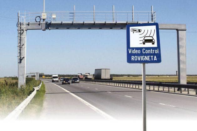 Rovinieta, subiect de dispută: Cum se împart banii strânși de stat Ministrul Transporturilor, Ciprian-Constantin Șerban, alături de fostul ministru Cătălin Drulă și de președintele Comisiei pentru transporturi din Camera Deputaților, Lucian Bode, au criticat vehement o prevedere din OUG 17/2026