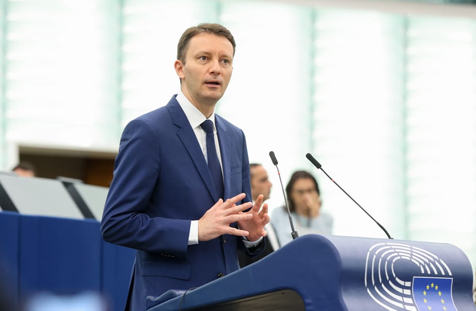Mureșan (PNL): Grindeanu, lipsă de experiență, la Bruxelles
