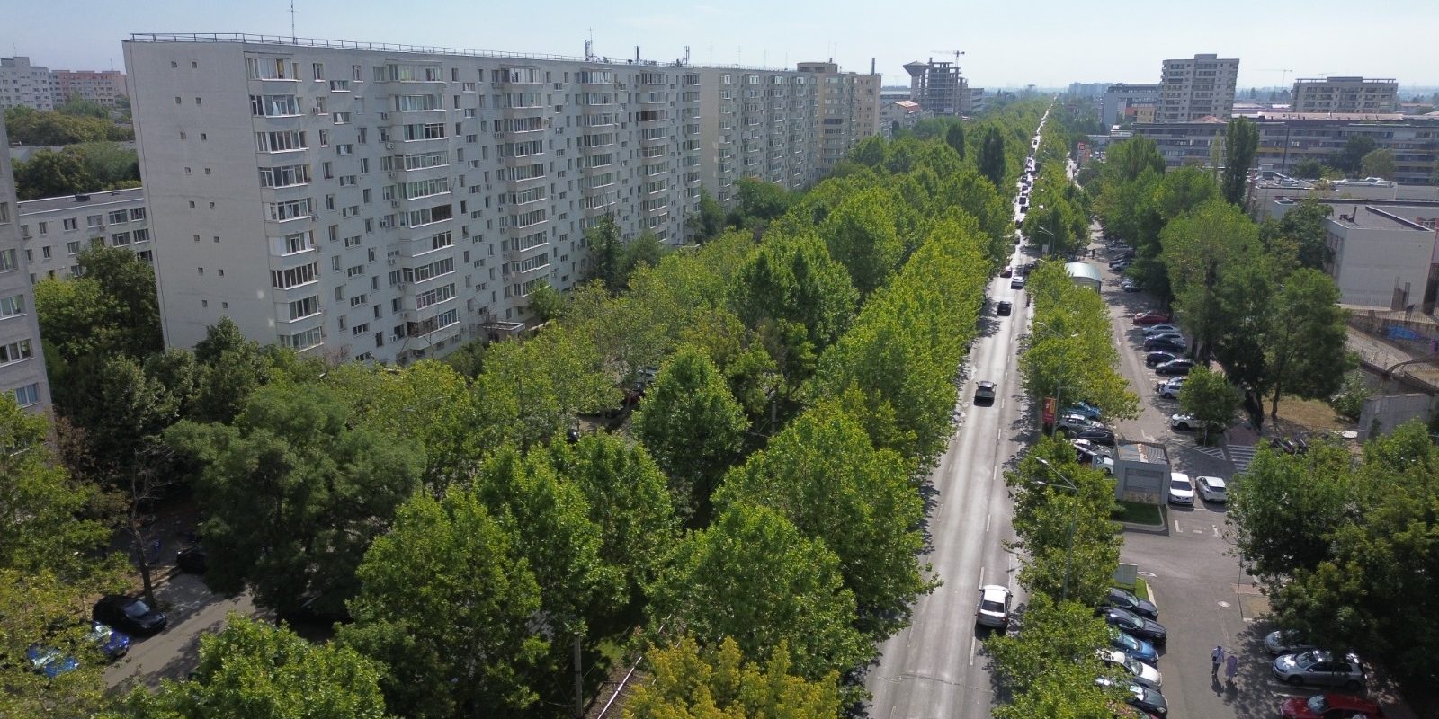 Sectorul 3: Contribuabilii nu pot cere returnarea banilor plătiți în plus pentru impozitul pe clădiri Primăria Sectorului 3 nu le oferă bucureștenilor posibilitatea de a recupera sumele plătite în plus pentru impozitul pe clădiri, în urma reducerilor fiscale stabilite prin O.U.G
