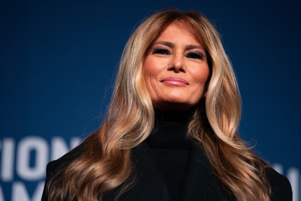 Melania Trump prezidează o ședință a Consiliului de Securitate ONU: Un moment istoric NEW YORK (AP) — Prima Doamnă a Statelor Unite, Melania Trump, va conduce o ședință a Consiliului de Securitate al Națiunilor Unite, o premieră, conform anunțului făcut de ONU