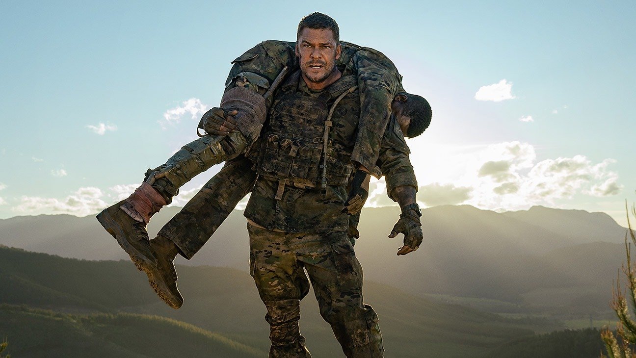 „War Machine” domină topurile Netflix în România: Alan Ritchson, actorul din „Reacher”, este protagonistul noului film de acțiune care a cucerit publicul autohton