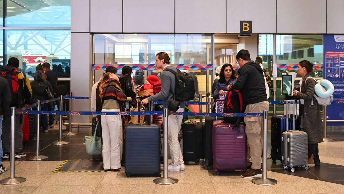 Românii cu vacanțe plătite se tem de război: Experți, despre ce trebuie evitat (exclusiv)