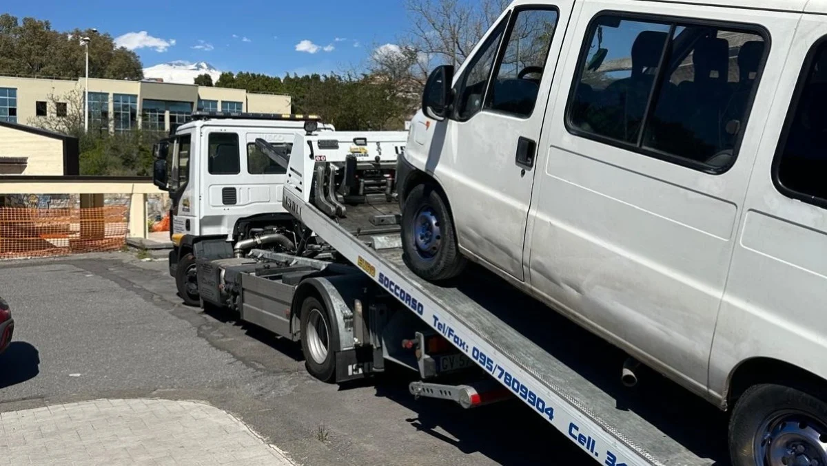 Român, amendat cu 10.000 de euro în Italia: Fără permis, asigurare și gunoaie ilegal