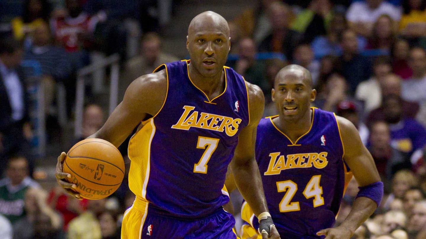 Lamar Odom dezvăluie detalii șocante despre supradozajul din 2015 într-un nou documentar Netflix Fostul star al echipei Los Angeles Lakers, Lamar Odom, a fost dintotdeauna o figură definitorie a revenirilor miraculoase în lumea sportului