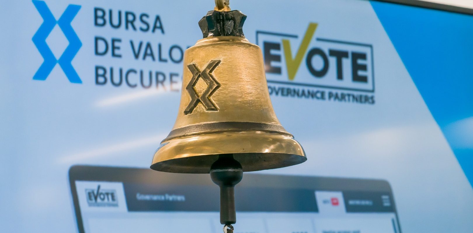 Bani de la stat la bursă: Ce spun românii despre vânzarea acțiunilor