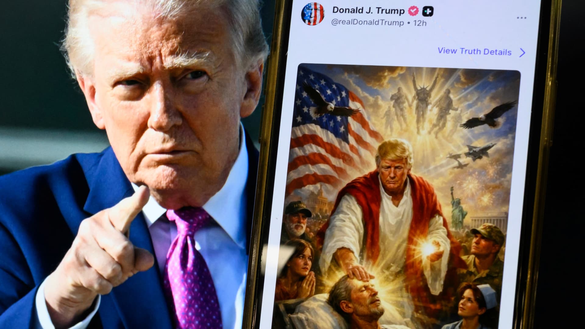Trump, scandal pe Truth Social: Și-a șters imaginea cu el însuși ca Iisus