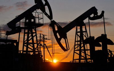 Petrolul, prăbușire istorică: Iranul deschide Strâmtoarea Hormuz