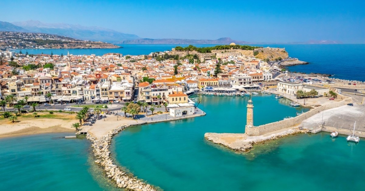 Grecia, RESTRIȚII pentru femei din VARĂ: Amenzi COLOSALE de 3.000 de euro!