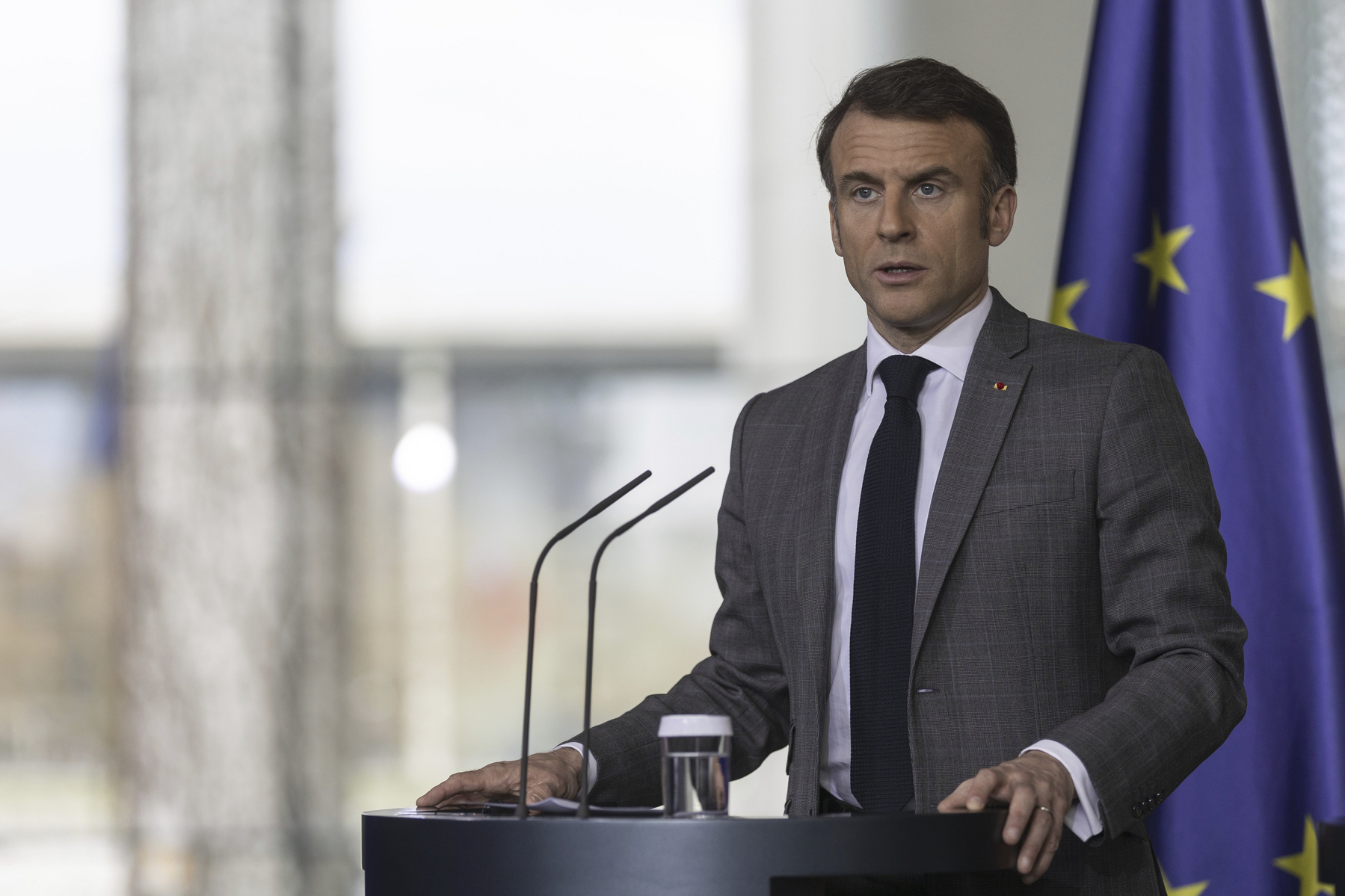 Macron, lege anti-interferențe străine în alegerile din Franța