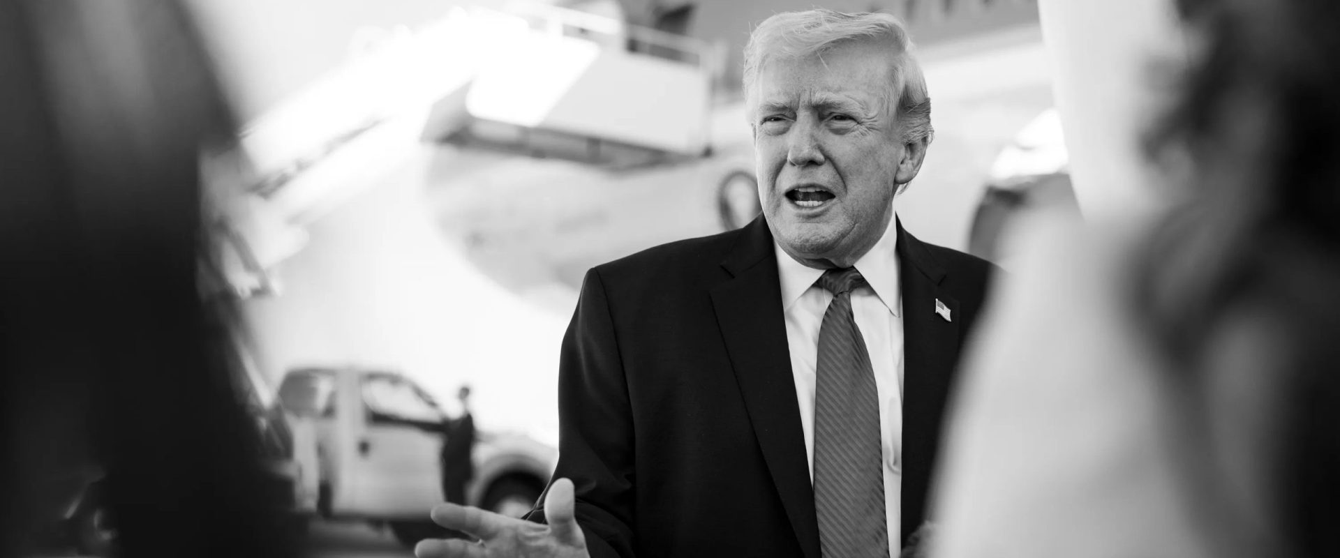 Donald Trump despre OZN-uri: Ce documente „interesante” au fost descoperite?