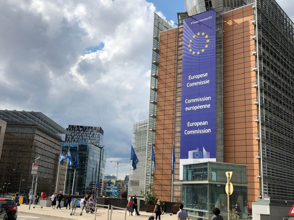 Comisia Europeană, măsuri URGENTE pentru facturi: Ce face România?