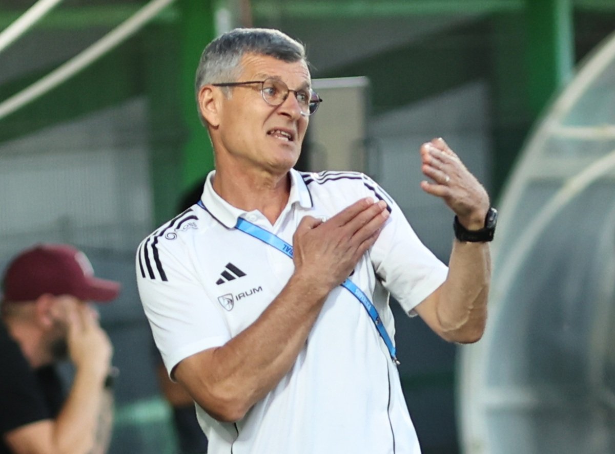 Sabău a găsit echipă: „Vine din vară” în SuperLiga, anunță antrenorul