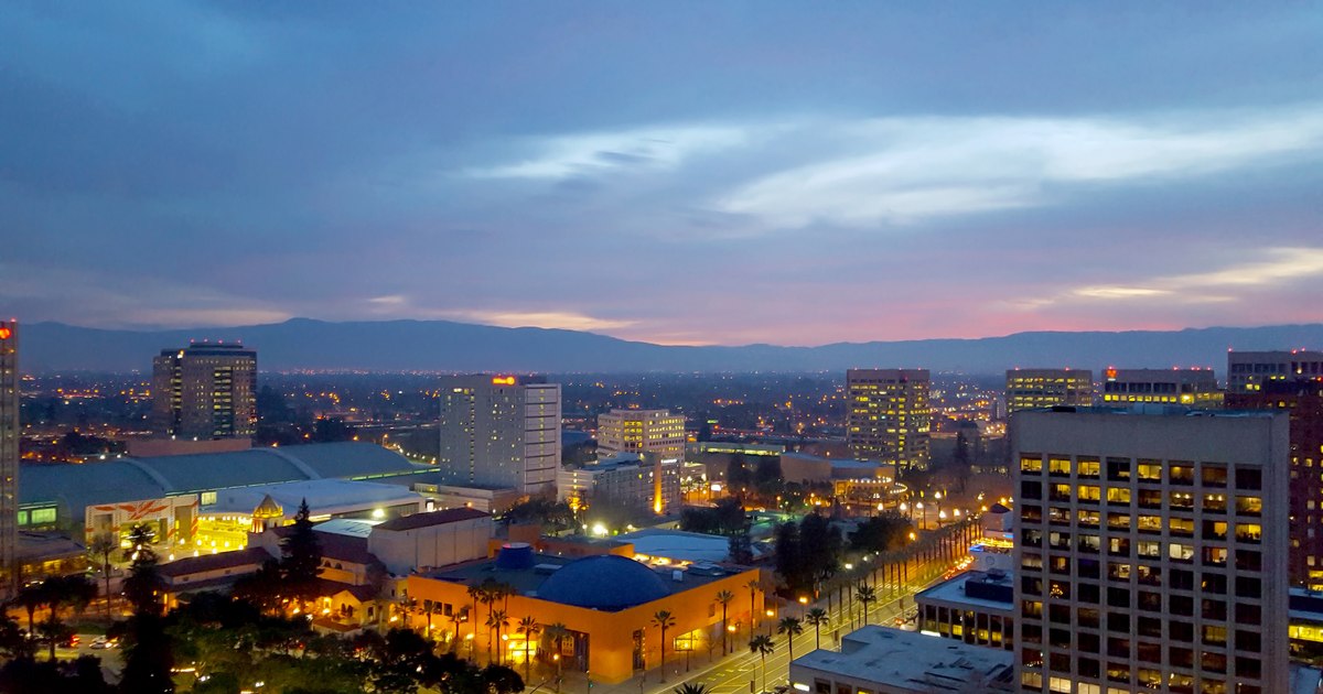 Revoluția americană vine din „centura conectată”? Corporatiștii decid