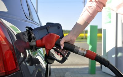 Benzina și motorina tot mai ieftine: Unde găsești cele mai mici prețuri pe 22 Aprilie