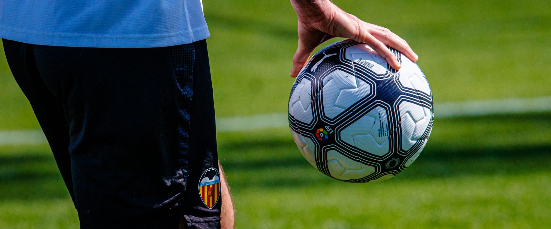 Valencia și Elche, duel retro în LaLiga: Căpitanul „liliecilor”, pe teren