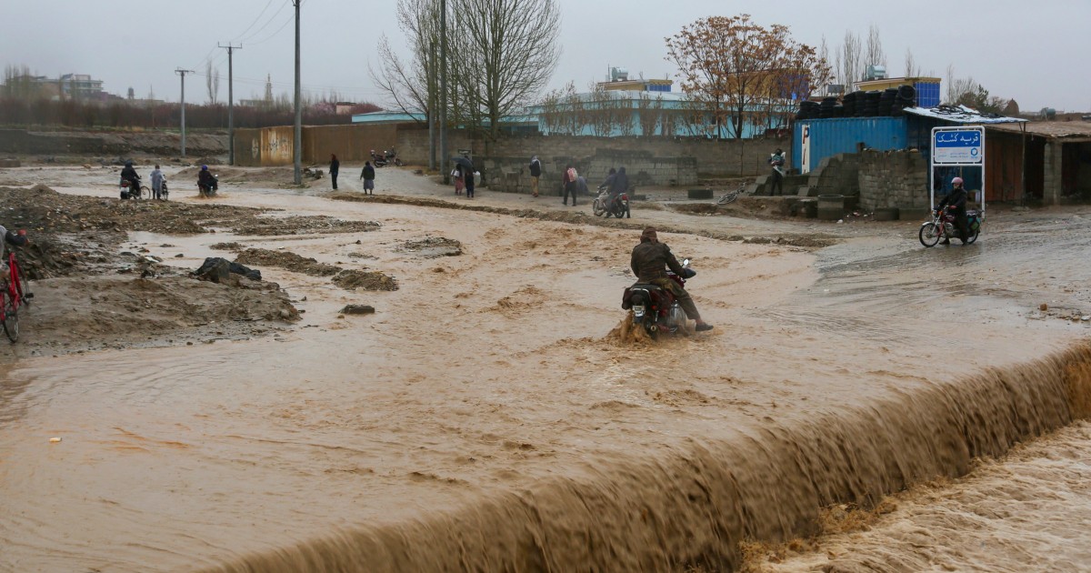 Inundații devastatoare în Afganistan: Zeci de morți și infrastructură distrusă KABUL, Afganistan – Ploi torențiale, alunecări de teren și fulgerele au provocat inundații masive în Afganistan, soldate cu cel puțin 77 de morți și 137 de răniți în ultimele zece zile, conform autorităților afgane