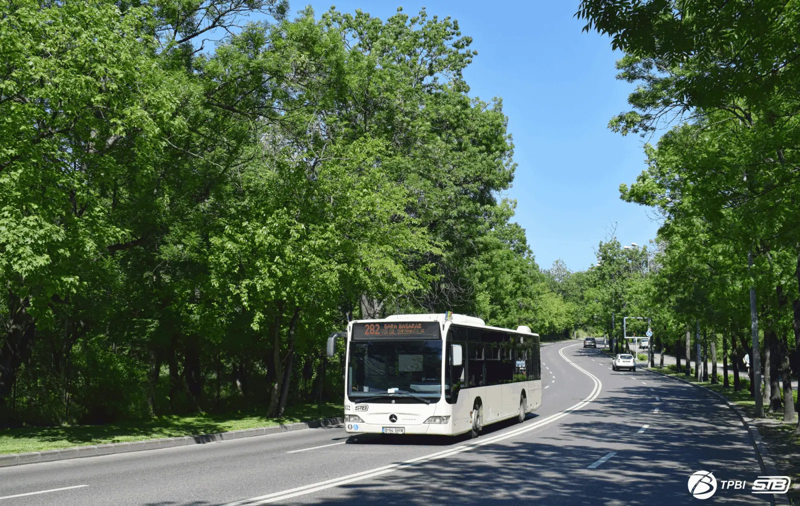 Florii: Patru linii STB, deviate de la traseu în weekend