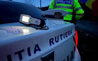 Șofer mort și spital în Bistrița-Năsăud: Accident TERIBIL între mașină și autobuz