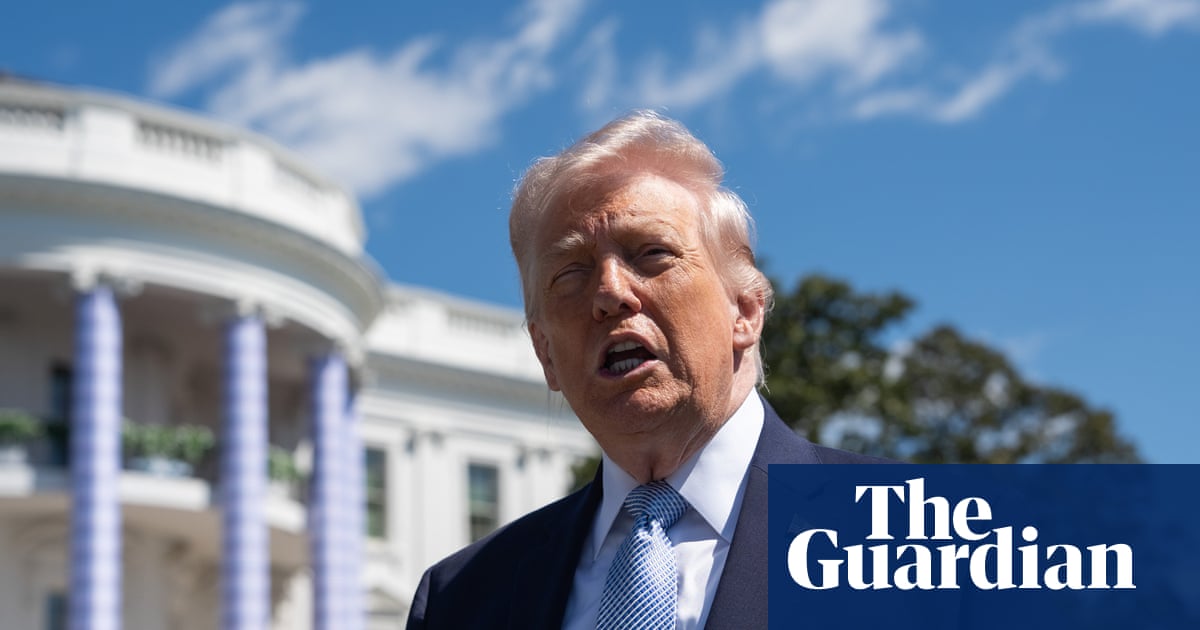 Donald Trump anunță o încetare a focului cu Iranul, după amenințări cu distrugerea civilizației iraniene Lideri politici și numeroși americani au răsuflat ușurați marți seară, când Donald Trump a anunțat un acord provizoriu de încetare a focului