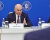 Bolojan, despre criticii Guvernului: Demisia sau… Eliberare din funcție