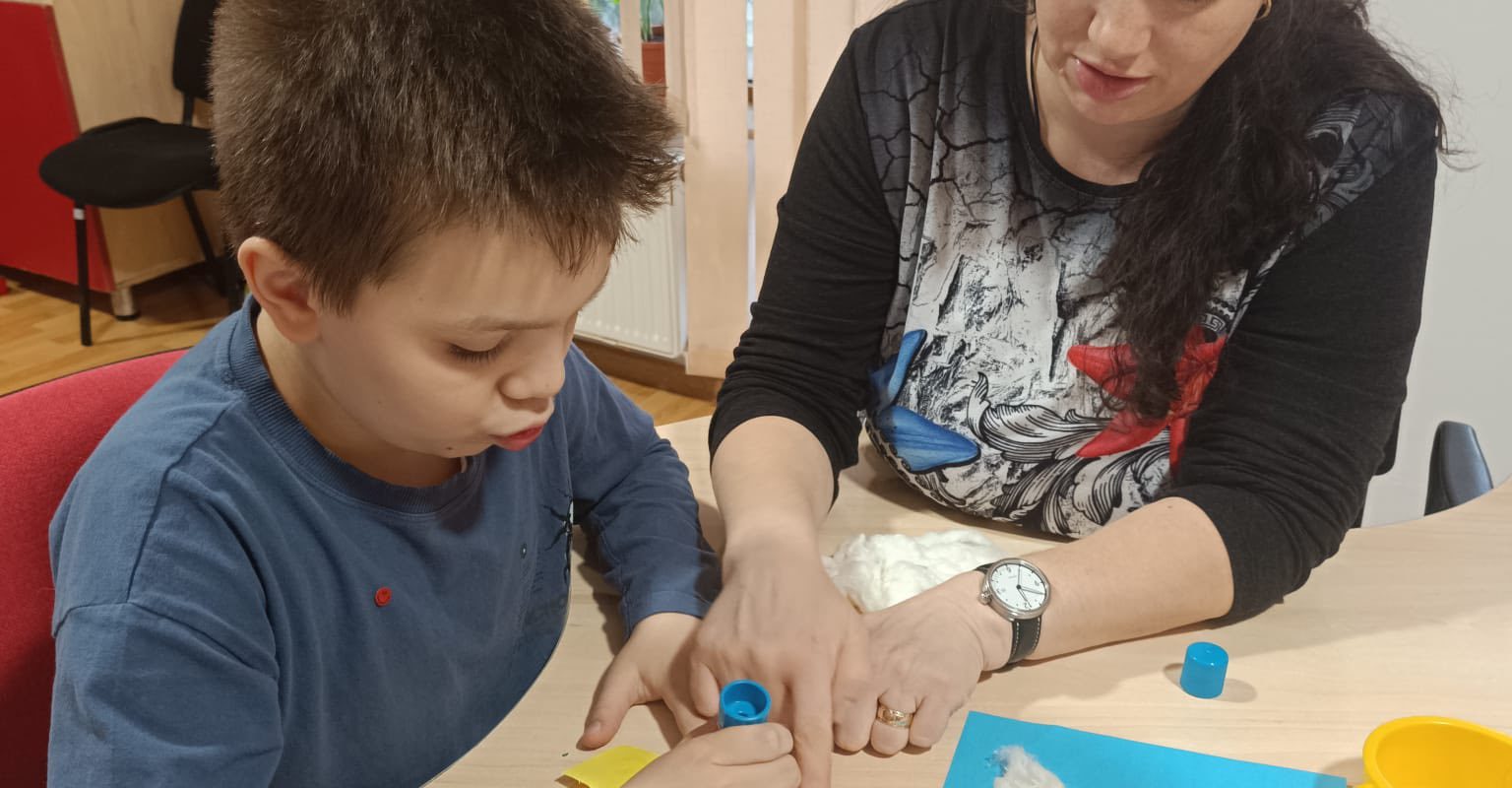 Direcția Generală de Asistență Socială și Protecția Copilului Sector 2 (DGASPC Sector 2) caută asistenți maternali și oferă cursuri gratuite pentru cei interesați