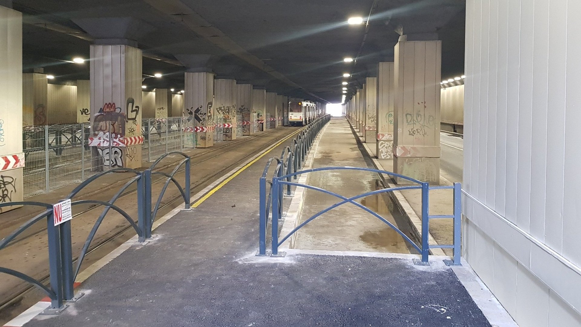 Asociația Metrou Ușor cere Primăriei Capitalei să modifice planurile de reabilitare a Pasajului Victoriei, considerând că proiectul actual nu ia în considerare nevoile reale ale bucureștenilor care folosesc transportul public