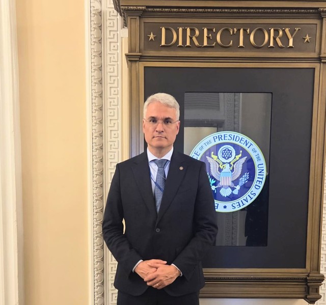 Pîslaru (USR): „Nu aruncăm România în haos, nu vrem aventuri politice”