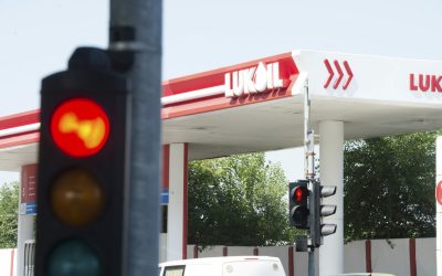 Lukoil România scapă de sancțiuni: Amânare pentru benzinăriile din afara Rusiei