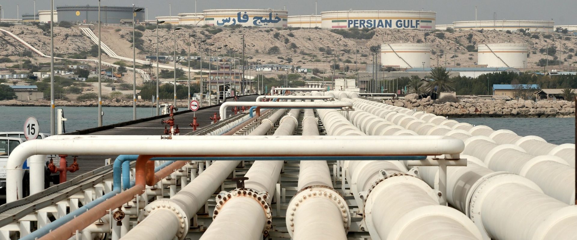 Petrolul, mai ieftin: Armistițiul din Orientul Mijlociu temperează prețurile