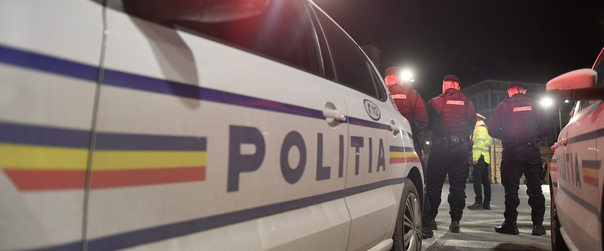 Tineri blocați într-un carusel: Intervenție spectaculoasă a pompierilor