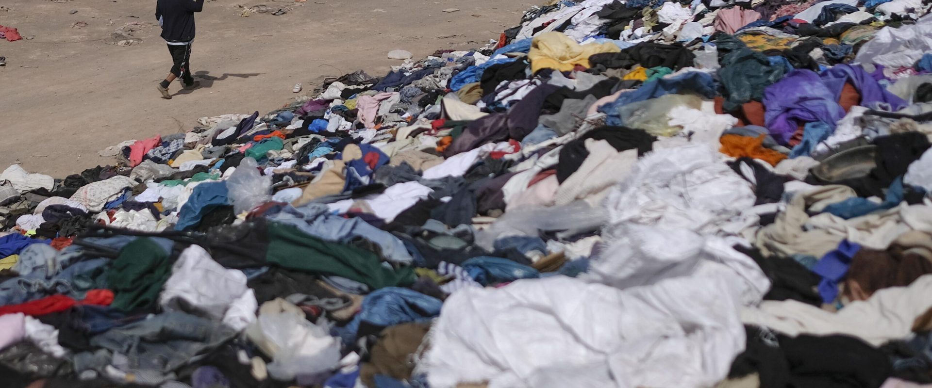 Ministerul mediului vrea să blocheze second hand-ul. Ce urmează?