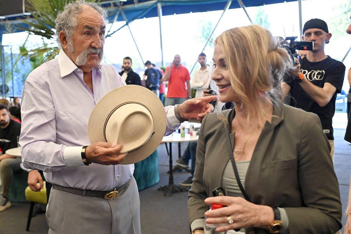 Pe 18 Iulie, Donald Trump predă cheile. Cine preia puterea