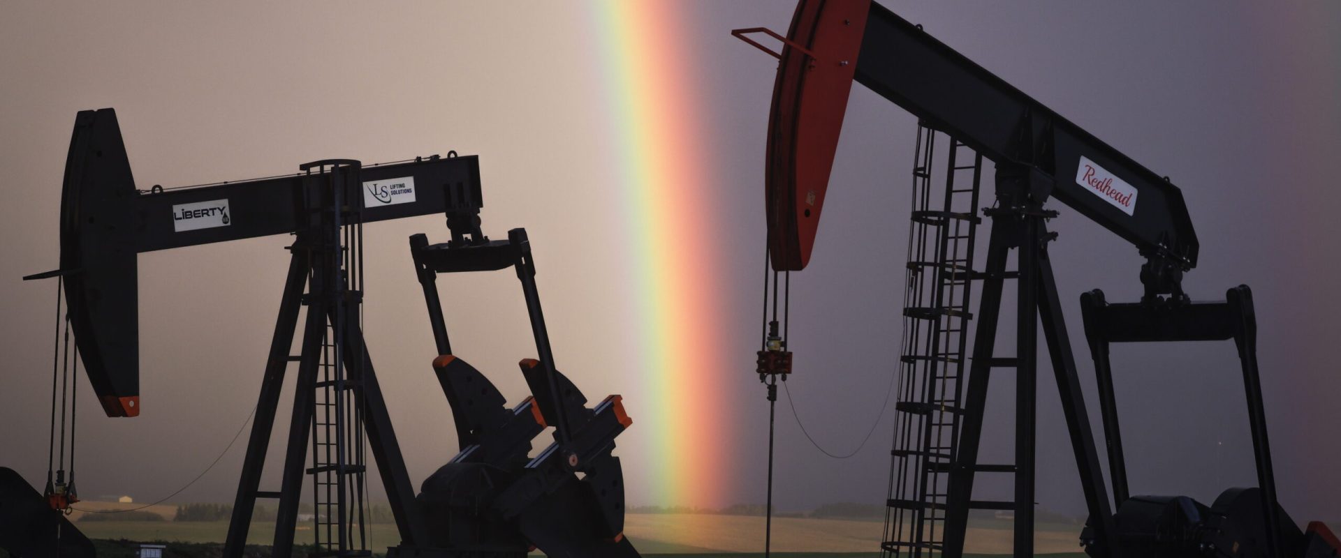 Petrolul, preț ca-nainte de război: Iranul stă cu ochii pe piață