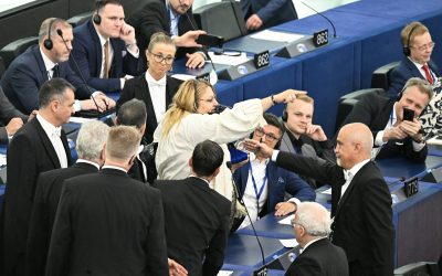 Șoșoacă, la un pas de excludere din Parlamentul European