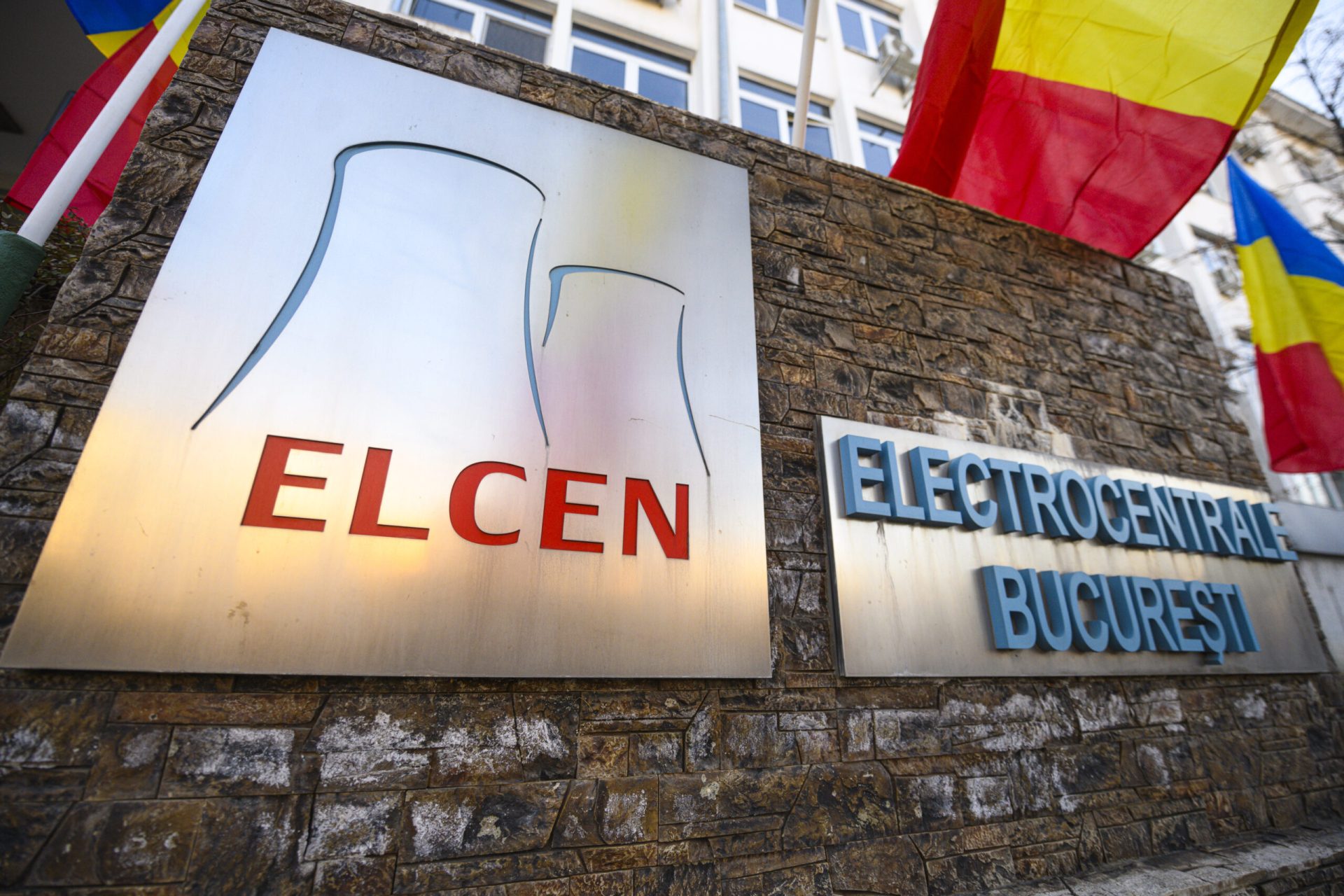 Incendiul de la CET București Vest: Cât de veche e stația? ELCEN falimentară