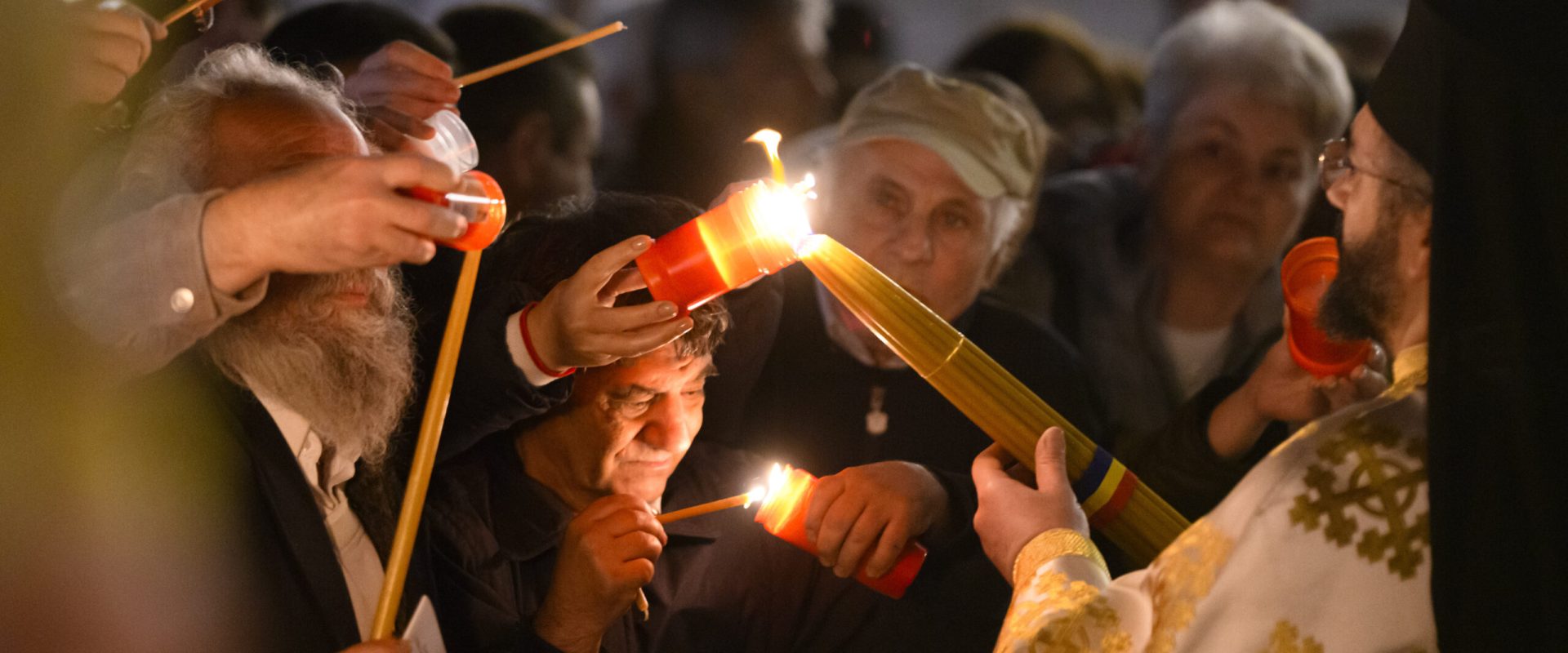 Slujba de Înviere la Patriarhie: Mii de credincioși celebrează Sărbătoarea Paștelui