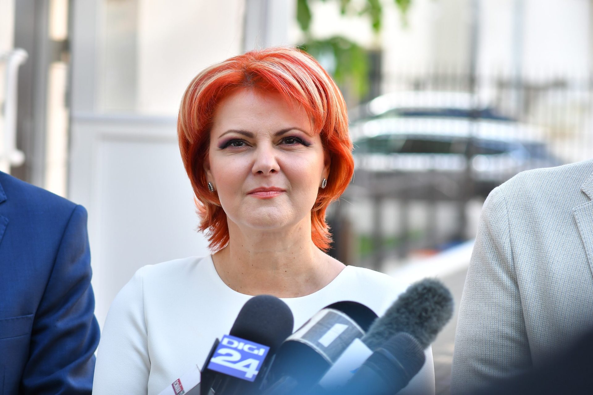 Bolojan, în fotografia crizei: Reacții după declarațiile controversate