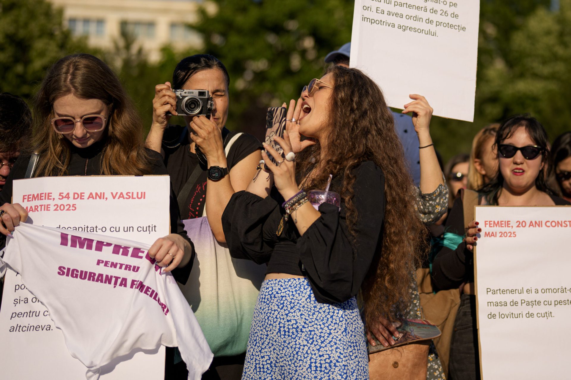 Presa, SURPRINZĂTOARE: Interes scăzut față de violența anti-femei, deși abuzurile cresc