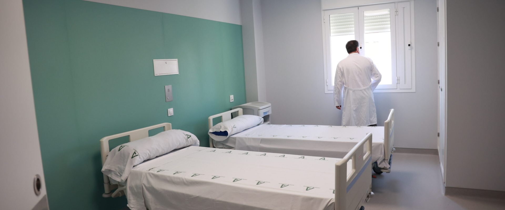 Cine sunt „doulele morții”? O profesie tot mai discutată în România