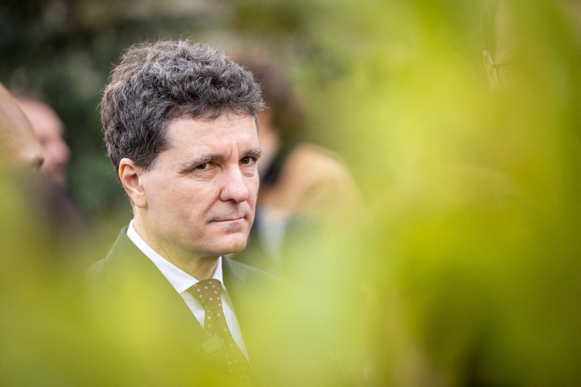 Nicușor Dan, despre fotografiile trucate: Cine i-a plătit pe „oamenii ăștia”?