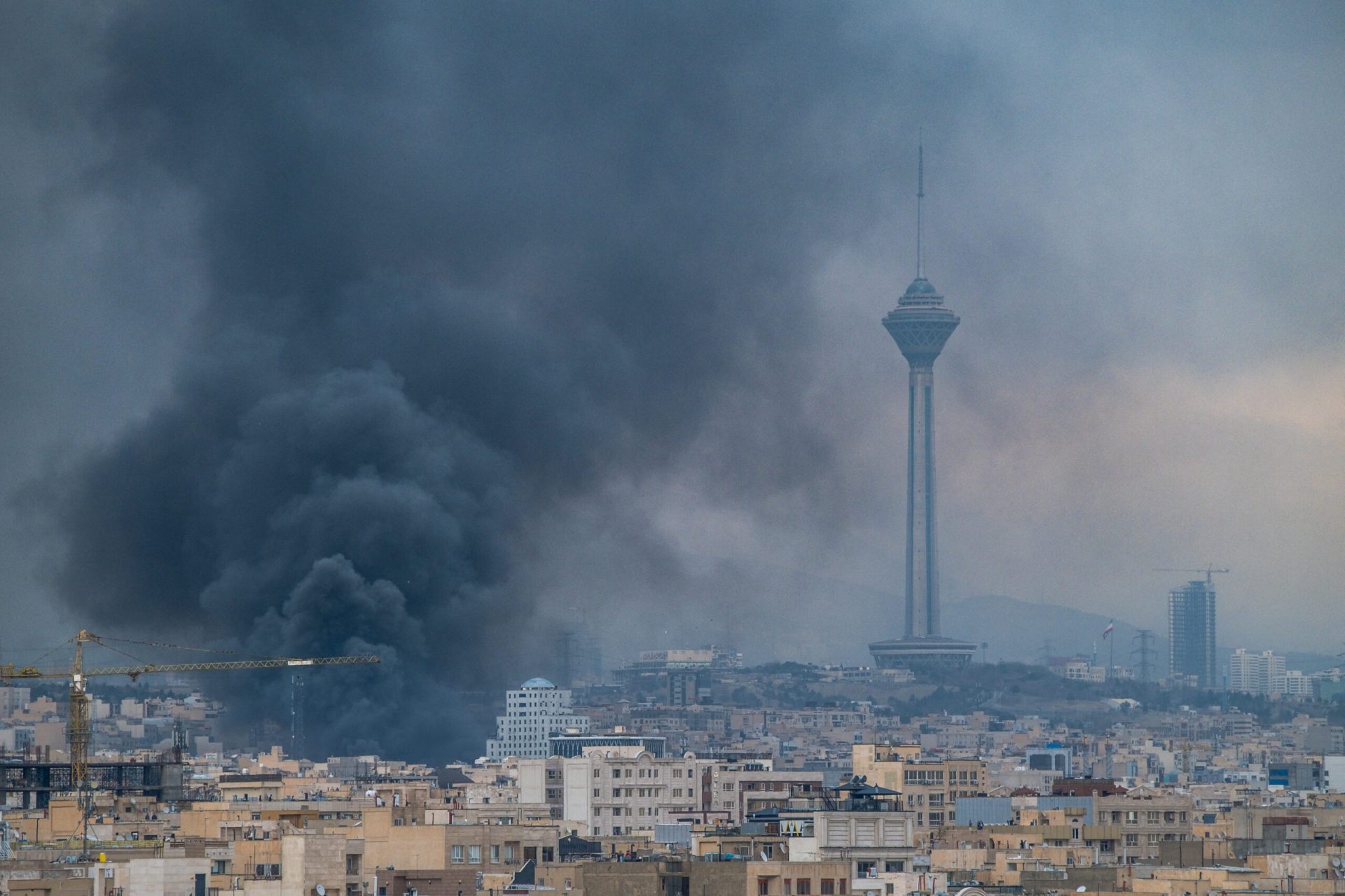 ZIUA 51 de război: Pakistan întărește securitatea. AIE propune oleoduct Irak-Turcia