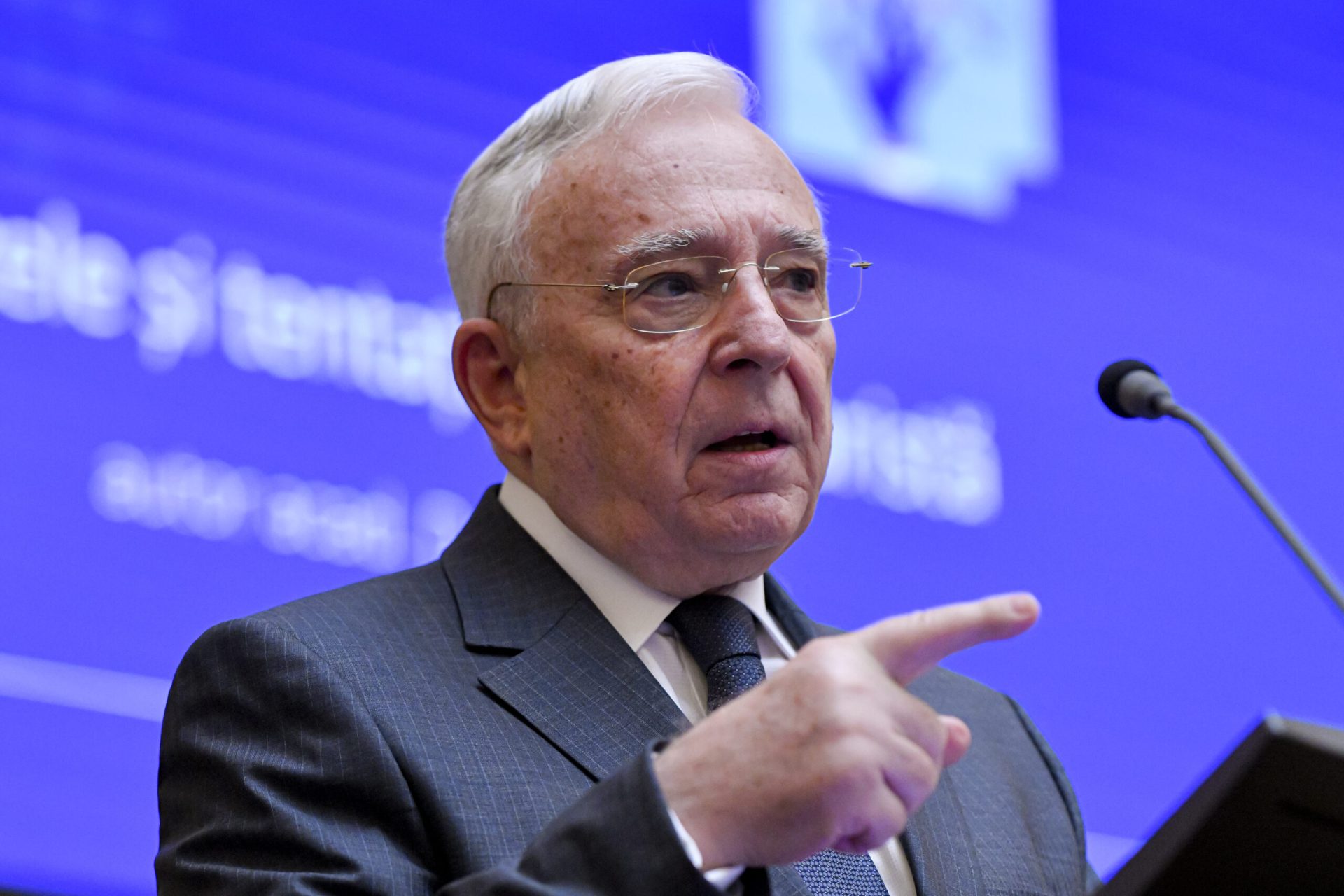 Isărescu, atac la investigația ROBOR: Explicațiile Consiliului Concurenței