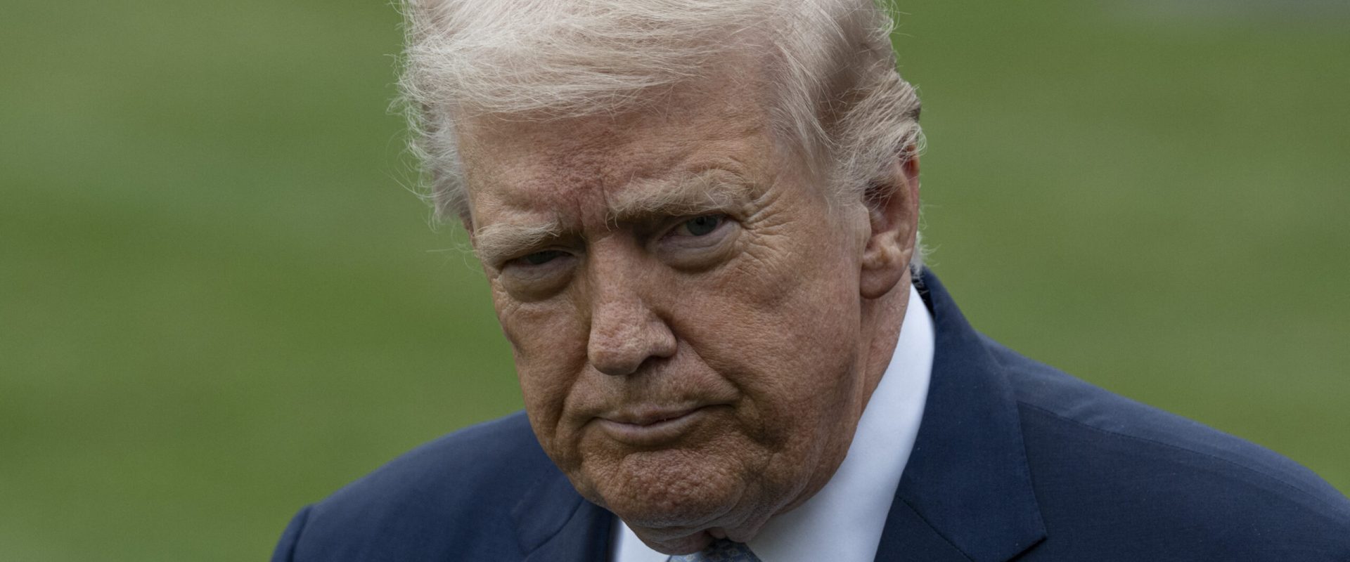 Trump, mesaj clar Papei: Iranul, amenințare globală periculoasă