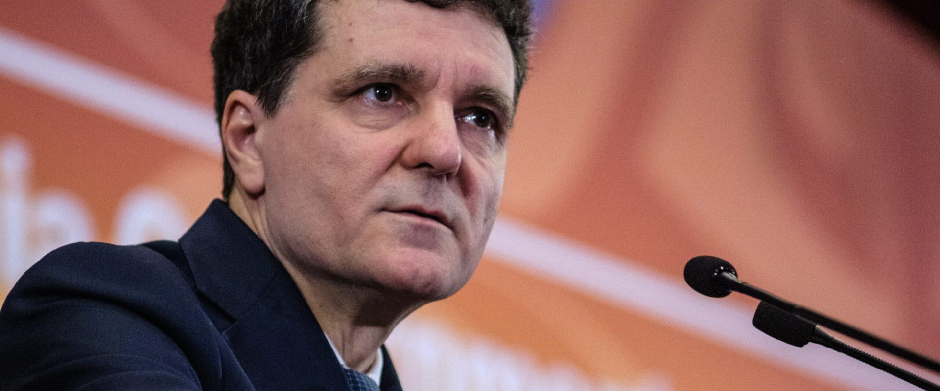 Societatea Timișoara cere ajutor lui Nicușor Dan pentru Bolojan în conflictul cu PSD