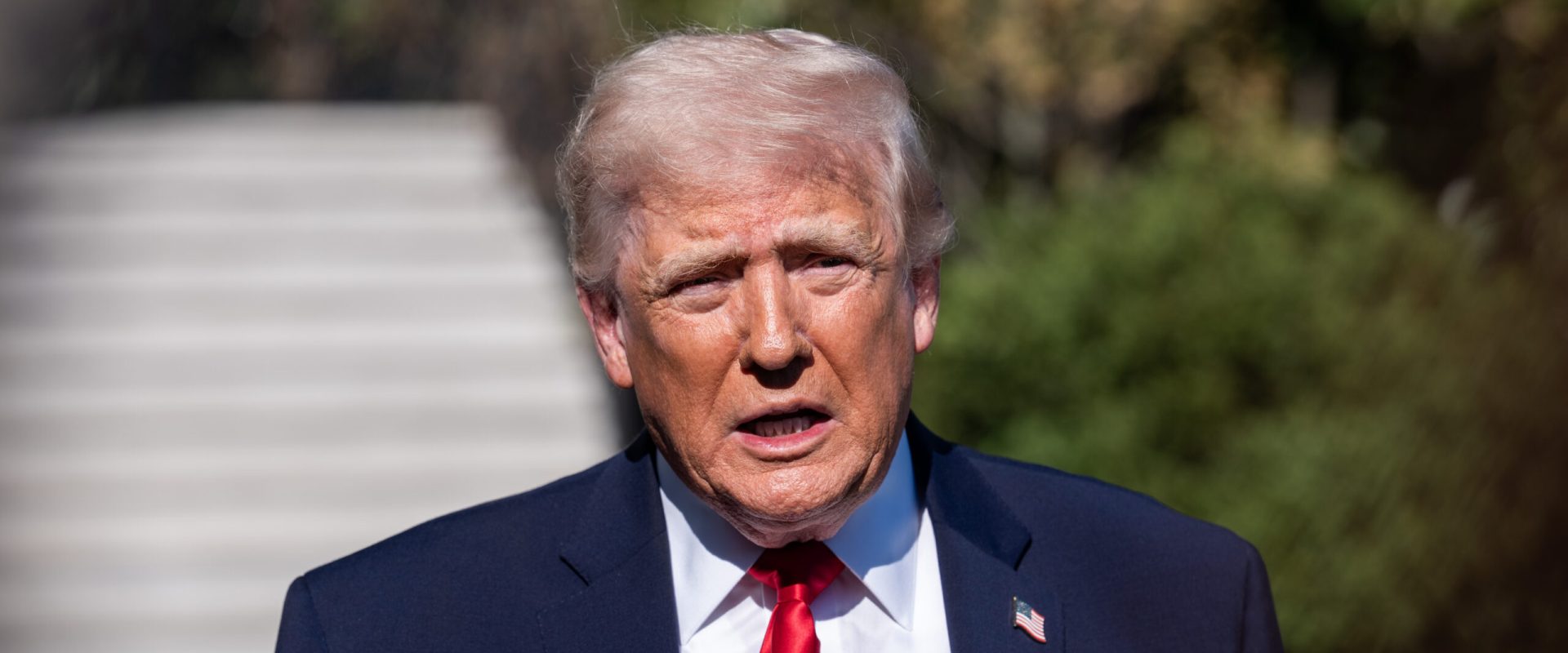 Trump, amenințări fără precedent: „Vom distruge” Iranul, cu tot ce are