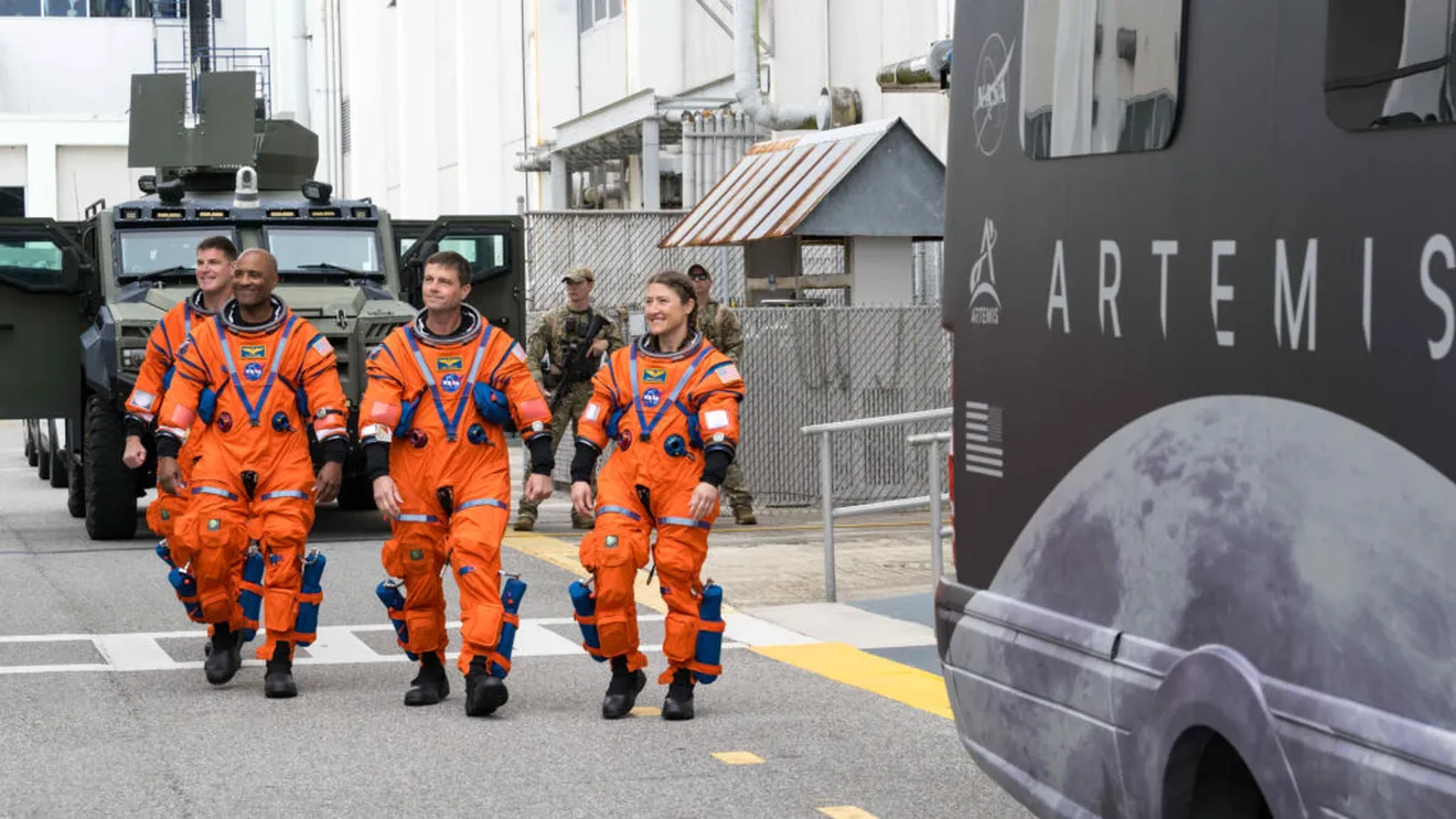 Meniu cosmic: Ce mănâncă astronauții NASA în misiunea artemis ii spre luna, timp de 10 zile