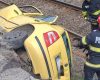Accident grav pe DN7, în Vâlcea: un autoturism a fost proiectat lângă calea ferată. Două victime sunt resuscitate la fața locului